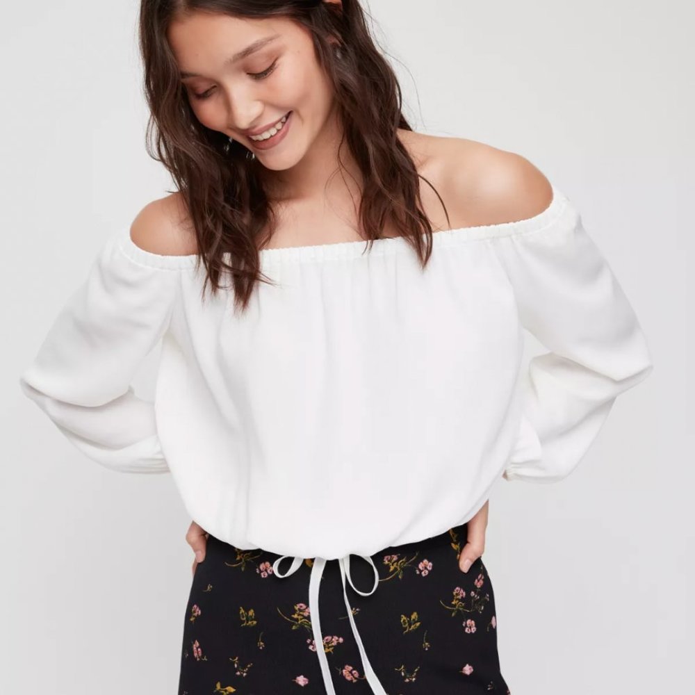 Aritzia Wilfred Eleanora Blouse